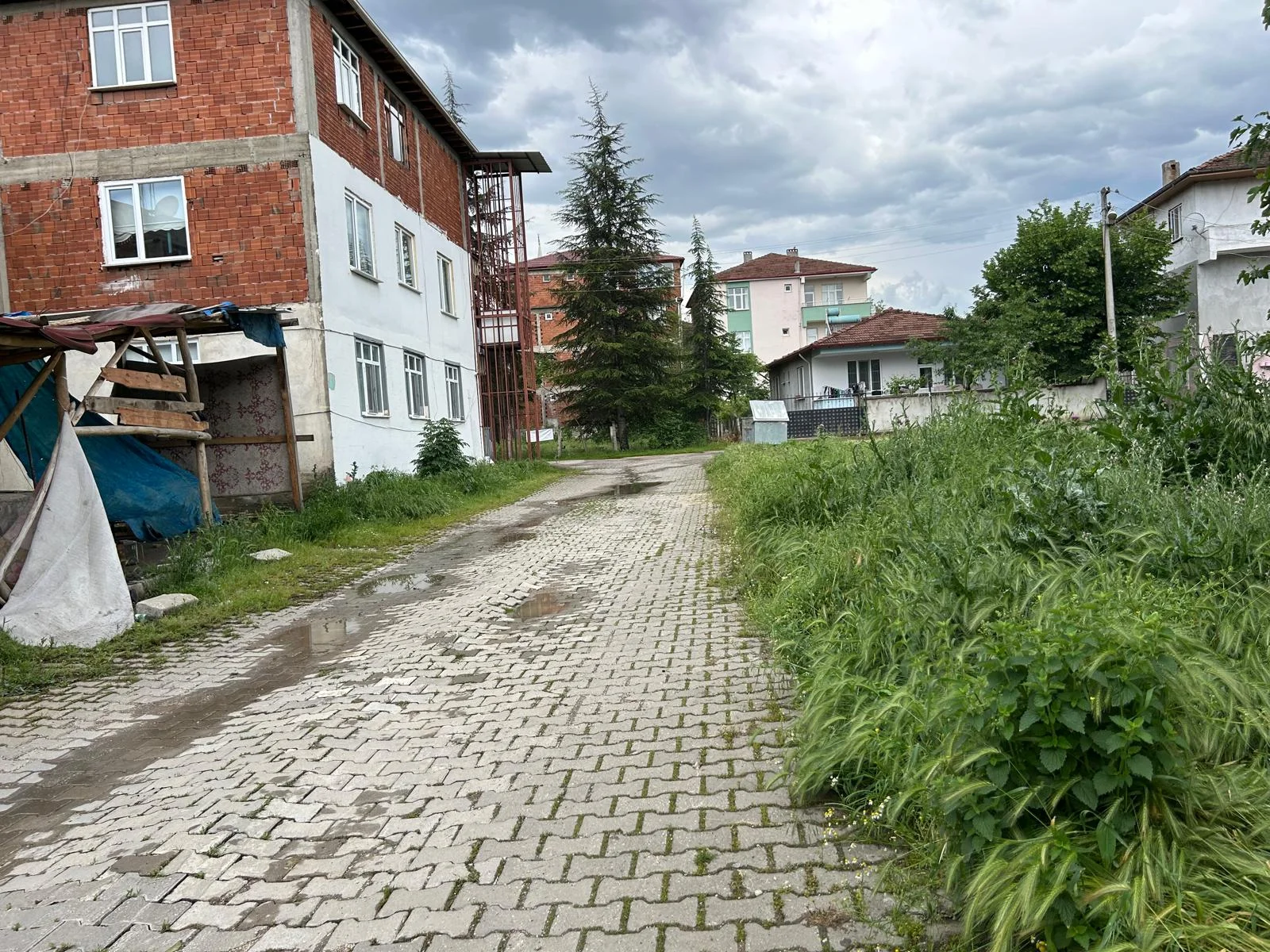 ERBAA/EVYABA MAHALLESİNDE 364 M2 ARSA İÇİNDE MÜSTAKİL EV - Resim 12