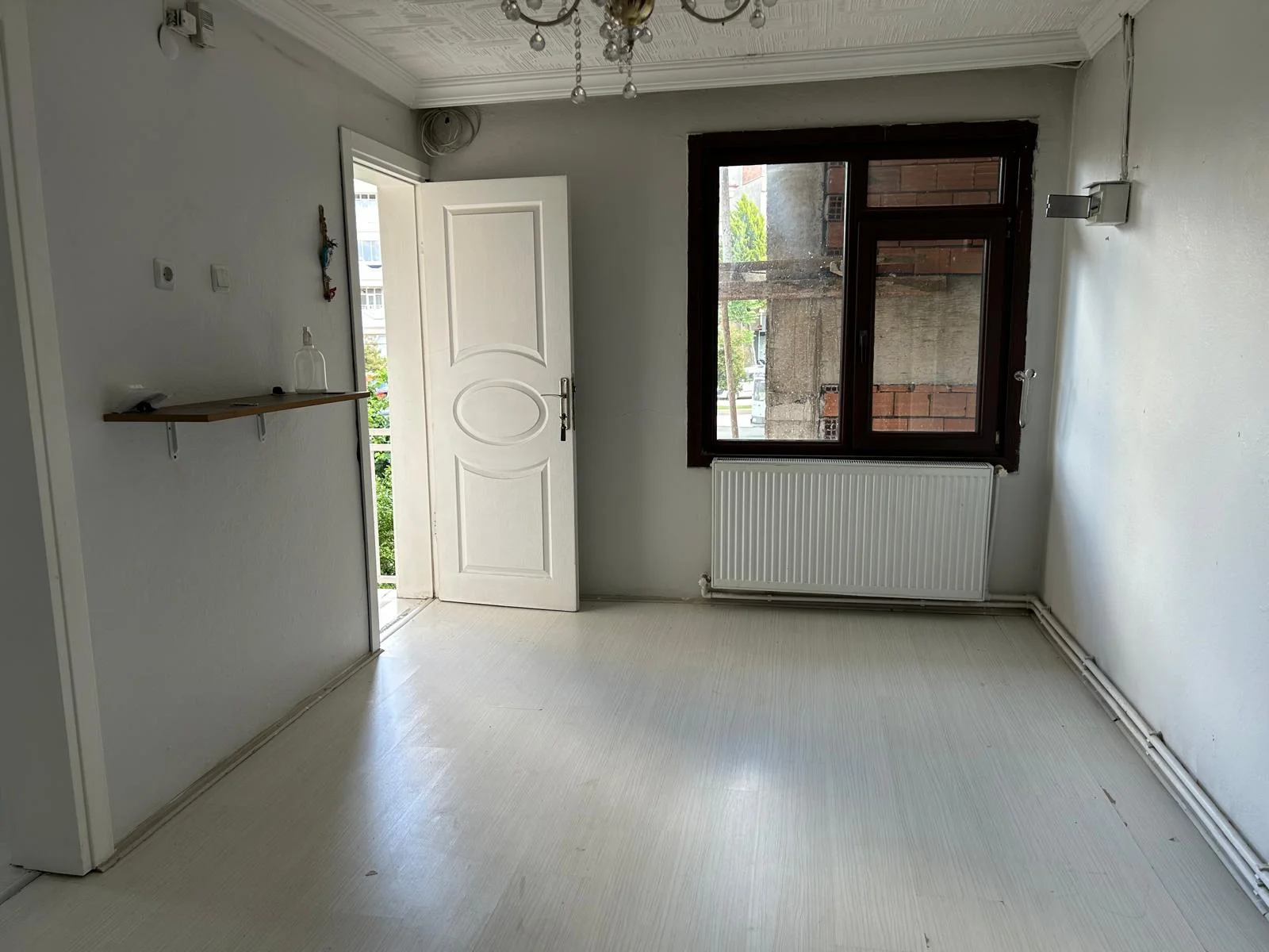 ERTUĞRUL GAZİ MAHALLESİNDE 2 KATLI MÜSTAKİL SATLIK BİNA - Resim 4