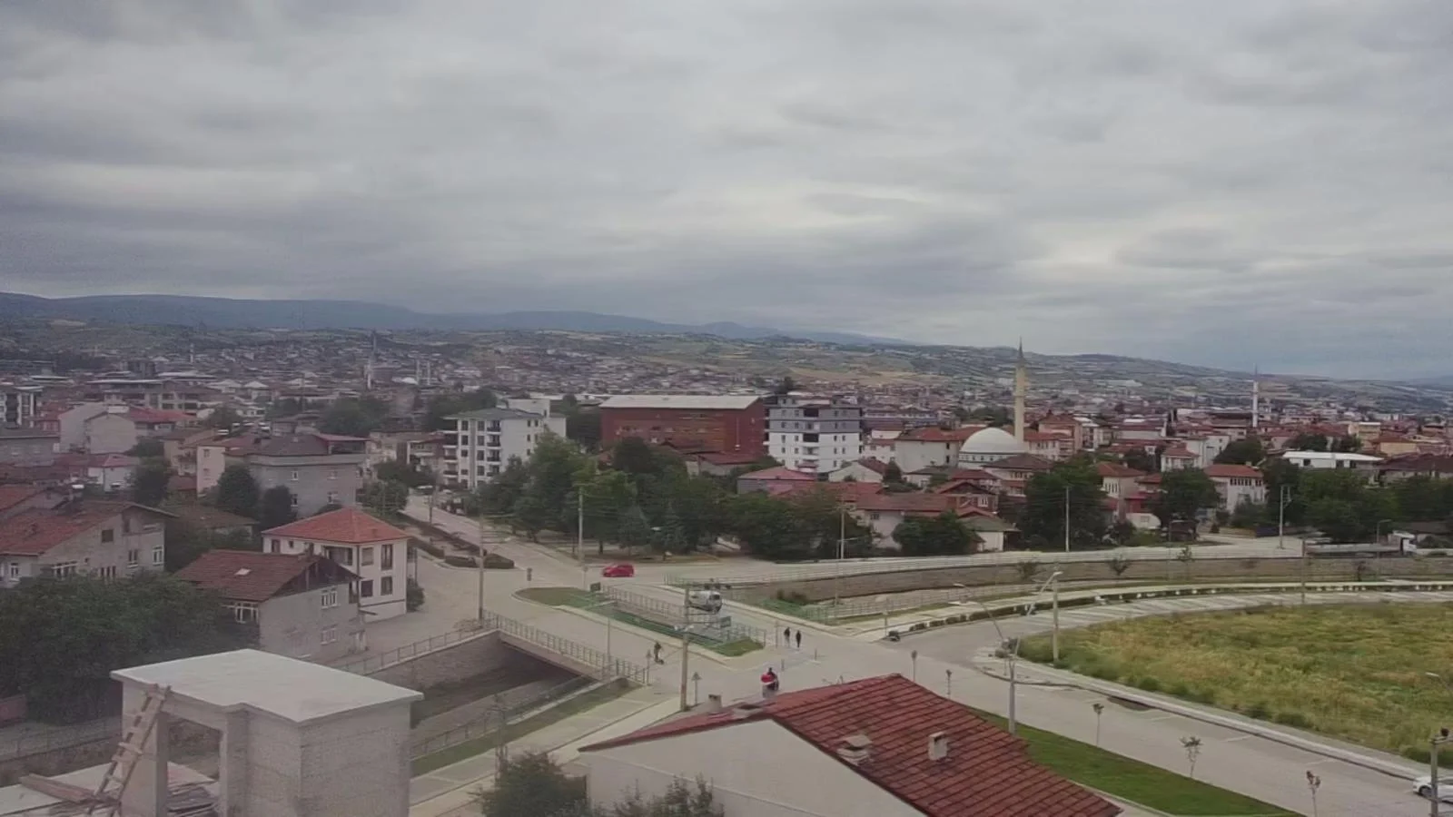 ZİYA GÖKALP MAHALLESİNDE 385M2 SATILIK ARSA
